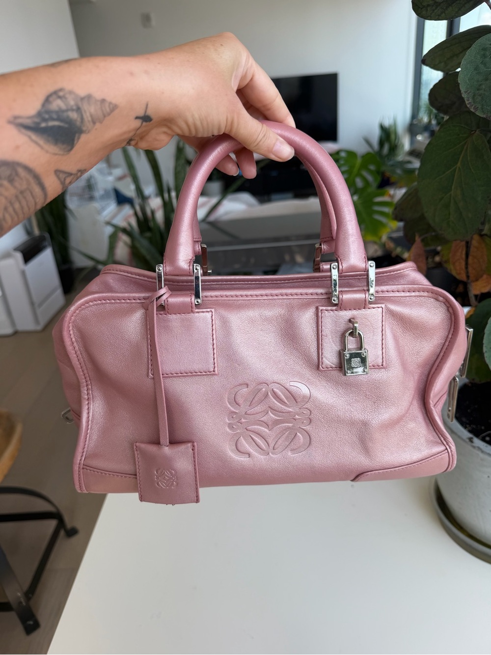 Air Loewe Pink Small Anagram Leather Top-Handle Bag